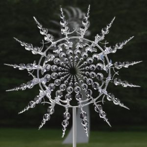 Kinetinis vėjo malūnas Sodo magija